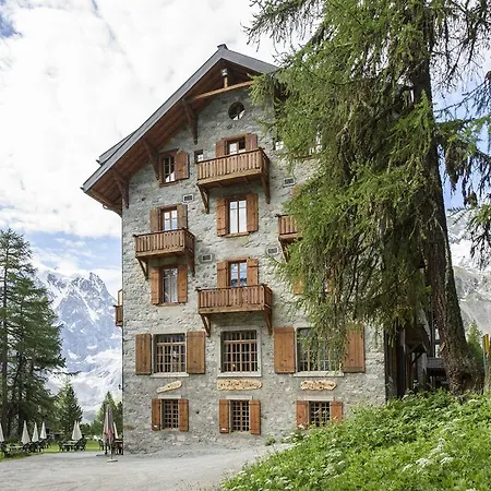 Grand & Kurhaus Hotel 3*