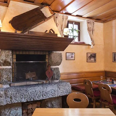 豪华酒店&科尔豪斯 3*