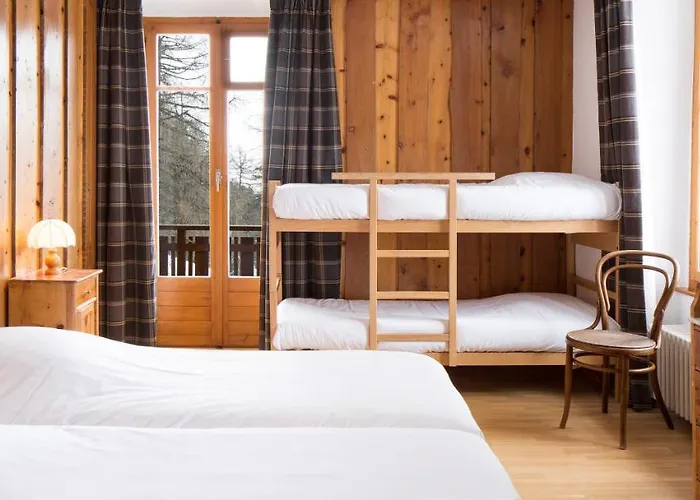 Grand & Kurhaus 3* アロラ