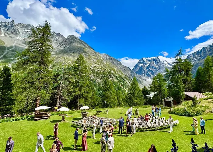 Grand & Kurhaus アロラ